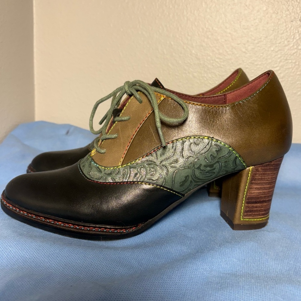 L’Artiste Lavada Bootie by spring step heeled Oxford, hand painted leather - Picture 5 of 16